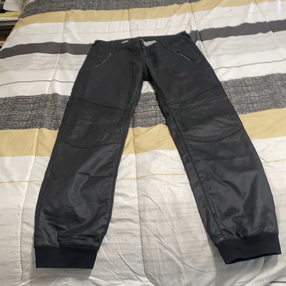 100% real jeans